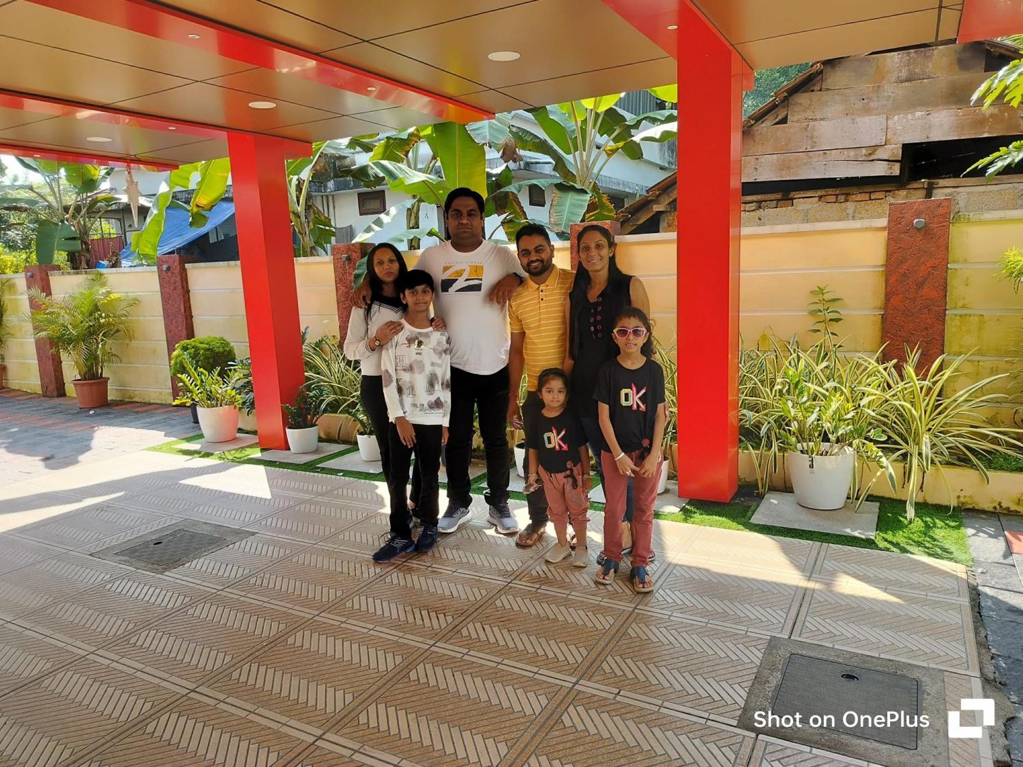 Marina Suites Airport Hotel Kochi Eksteriør billede